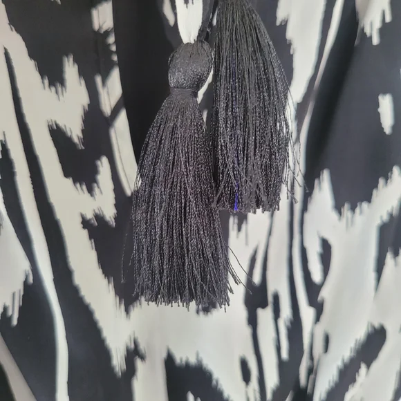 Athleta Ikat Bloom Maxi Dress Midi Halter Black & White Summer Pockets Size S - Picture 9 of 14